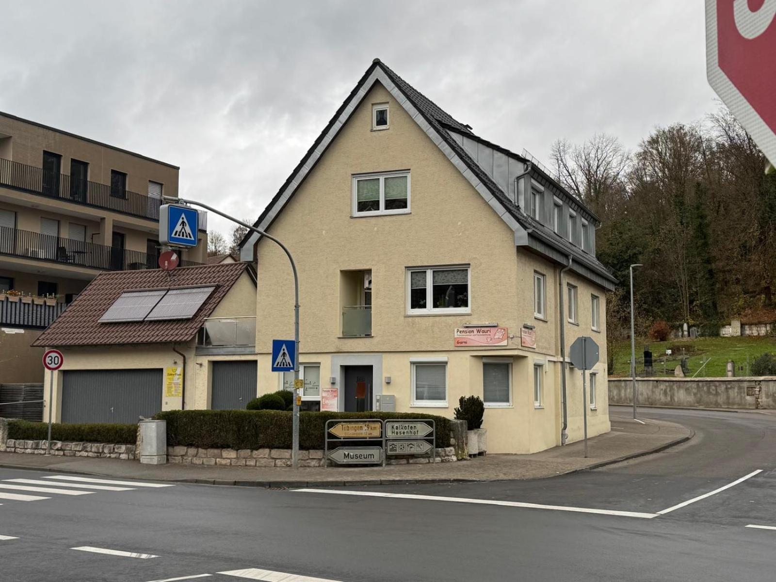 Ferienwohnung "Schwaebische Alb" , Pension Wauri Waldenbuch Exteriör bild